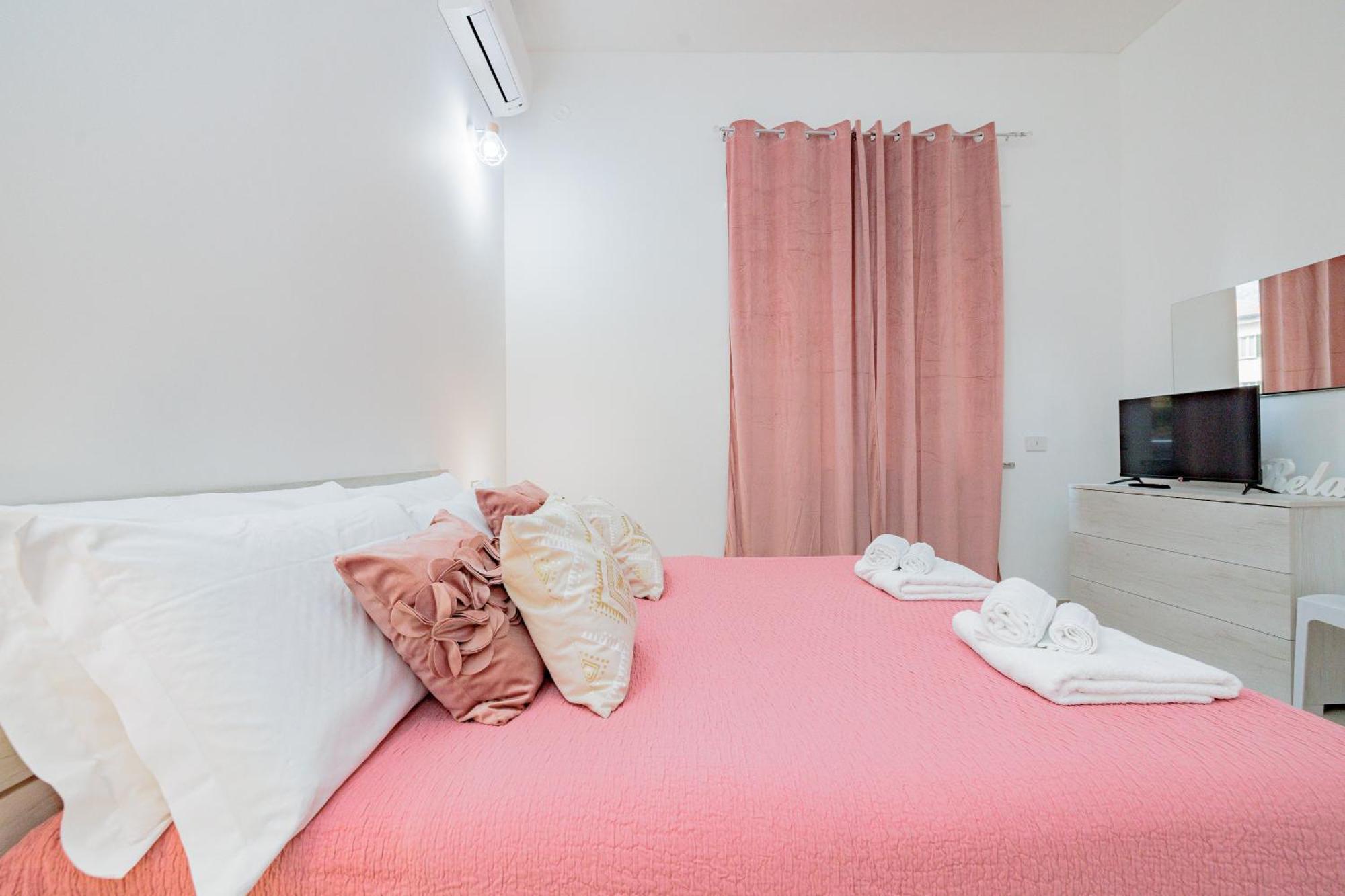 La Casa Di Alessia Nel Centro Di Como - Alessiatravelling Luaran gambar